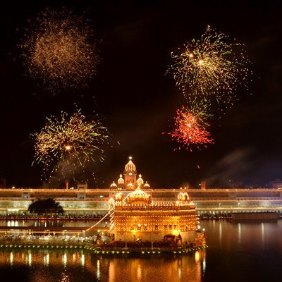 Bhavithkumar11's profile picture. Don't study me . you won't graduate .