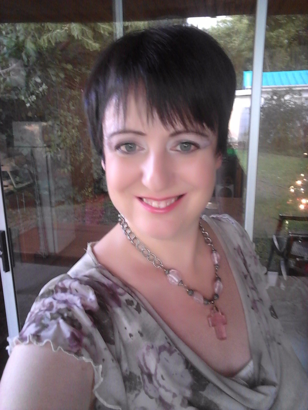 Will be in business, specializing in high tea events, in Western Cape & Garden Route, South Africa, soon. Interest parties may follow on request.