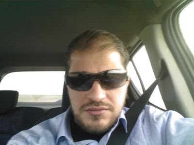 DzEttou's profile picture. 