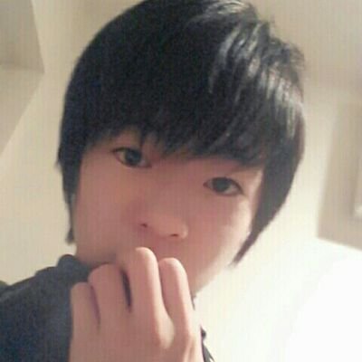 バスケ好きです 
フォローよろしく～  東京グール好き！
いろんなことはなそー