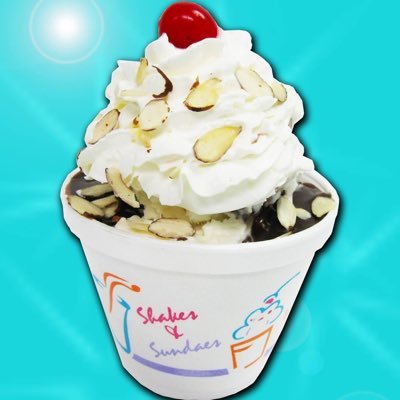 Petrucci's Phoenixville is the pink patio you know and love! Homemade water ice, premium ice cream, megablends, shakes, novelties, mocha lattes, and more!