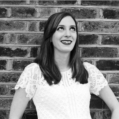 holly_bourneYA Profile Picture