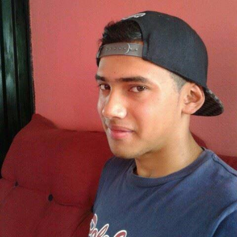 dleonardoaz's profile picture. 19-Mérida Venezuela.  Derecho ULA