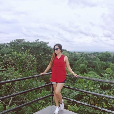 Crisanne_tansan's profile picture. Paint tha sky, make it yours! 💁🦋🌈 YOLO💃😘