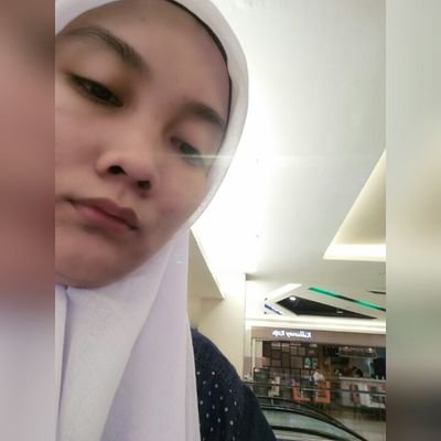 SitiHajarMarf's profile picture. Simple