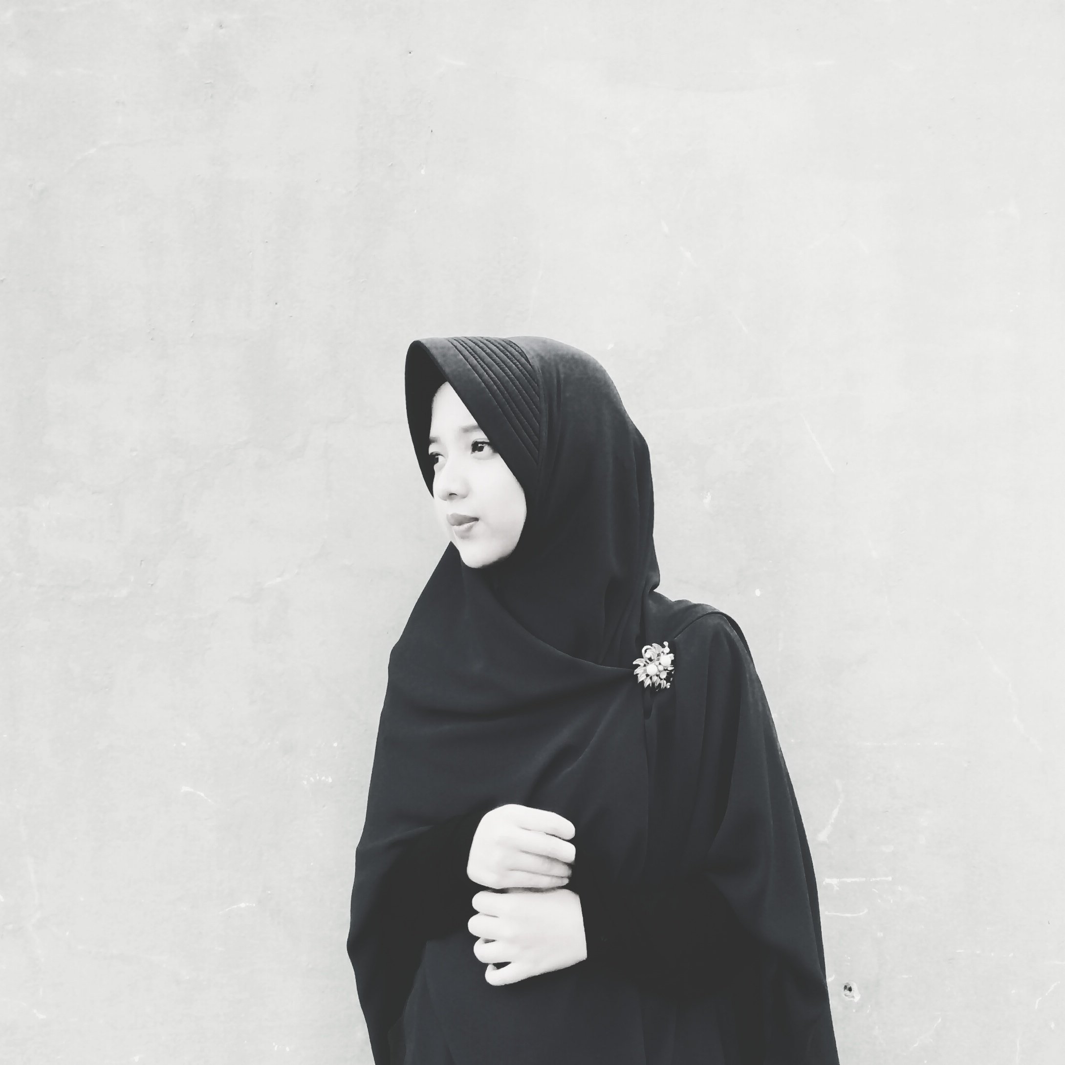 Hidup itu perjalanan. Perjalanan itu ada akhirnya. Dan akhir yang baik adalah akhir yang selalu aku perjuangkan. Insyaallah :)