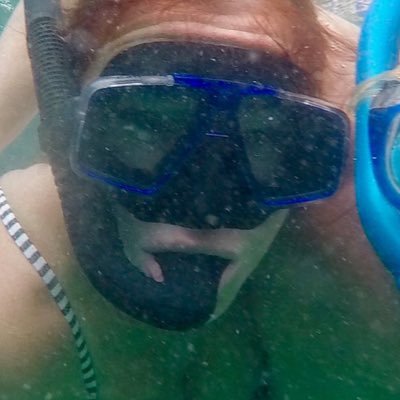 christinelemet's profile picture. Vámonos de viaje y si es en bici! A una isla, a subir el volcán... mucho mejor!