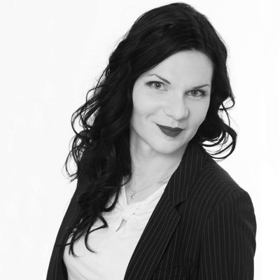 TheQueenViola's profile picture. B.B.A. IT lady, financial sector system specialist, home chef, 80s junkie, film noir fanatic, gamer with royalty, gt Kuningatar V