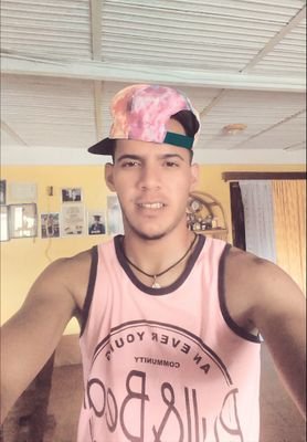 R_Alfonzo0's profile picture. 