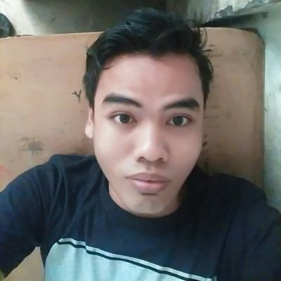 kebahagian ku ada di dlm keluargaku,
yg tkn hilang oleh apa pun...