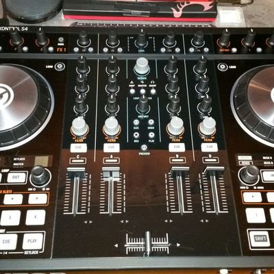 proffessional Dj - Favourite Music - Hardhouse - HardBass - Trance - Oldschool 1988 - 2017
