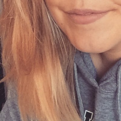 sthlmviking's profile picture. Man kan inte umgås med en människa som inte är knäpp.