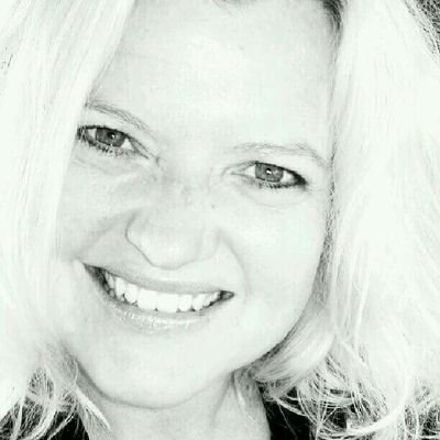 If you see someone without a smile,
give them yours!
Mother of 6, StepMom to 6, Grandma to 3 Writer, Foodie, Love spending time with family, and traveling