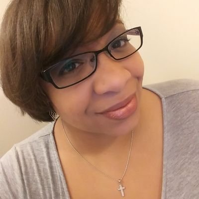 DaffnyJones's profile picture. 