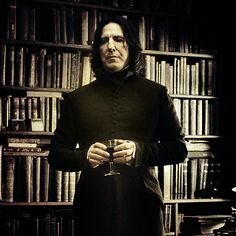 Profesor de #PocionesSq en @HogwartsSquadHP. Jefe de la casa @SlytherinSq. Hijos Aaron y Maria Lena. Nuera Connie y Nietos Mack y Aaron jr.
#Mortifagos #Squad