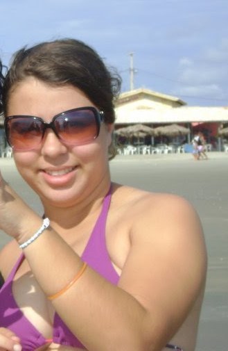 ThatyanyThayany's profile picture. 