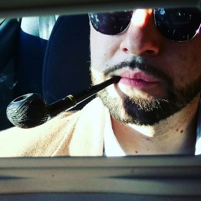 Ambitieux par vanité, laborieux par nécessité ; mais paresseux... avec délices !
