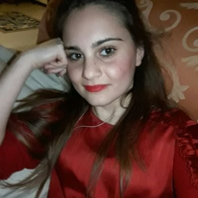 annadellacorte's profile picture. 