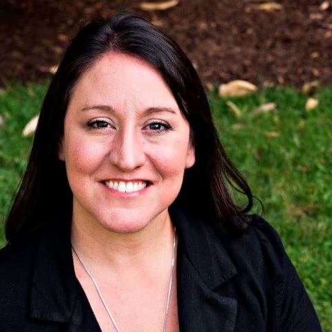 DONA Intl Past President(2020),certified childbirth educator, doula, doula trainer & maternal health advocate. Mom of two, wife of 21 years!