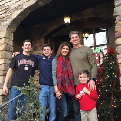 loveswdw's profile picture. 