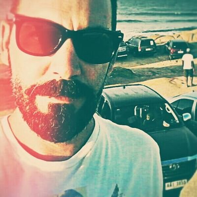 📝 en la sección Internacional de la @izquierdadiario https://t.co/TbL3f2I9JQ
🎙️ 📻 columnista internacional en @circulorojo899