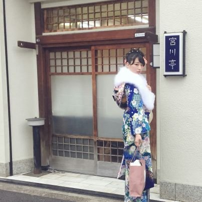 mcz7920's profile picture. 渋谷といえばヤンスナ！
ヤングスナック芹奈。
ママの美味しい料理と緩やかな空間。
素敵なお店です。
川崎芹奈さん推してます。