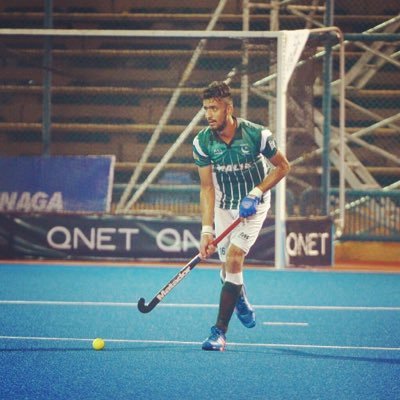 @Athlete  captain ; 🇵🇰field Hockey 🏑jersey👕#16 @gribbidcom 🇵🇰🇩🇪🇳🇱 Proud to be a Pakistani Crazzy for army💯✌️⚔️ Netflix ⬛️🔝+ 💪 Sialkoti🙌🏽