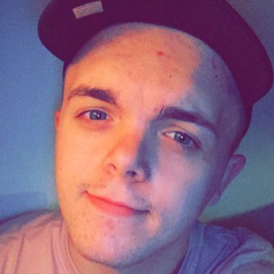 DeclanTJ's profile picture. a farmers nephew.slowly turning into a bottle of corona.heres to the end