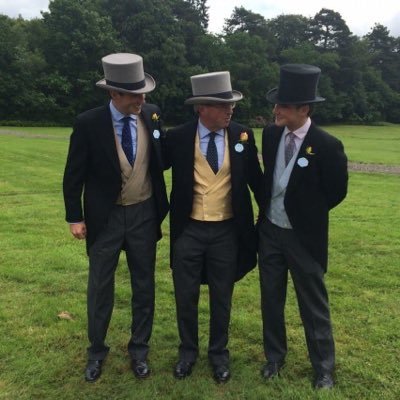 Twitter account for James and Gay Eustace at Park Lodge Stables