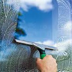 Glasgow Window Cleaner. DM for quotes.