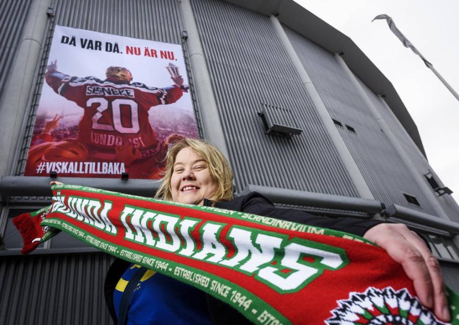 BaZucca36's profile picture. I'm a girl named Kyle with a weakness for heavy metal, the New York Rangers & craft beer. Skål! BLM, 🏳️‍🌈 ally. She/Her