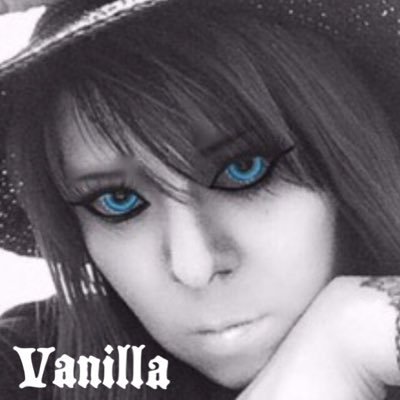 @GACKT @Larc_official @VAMPS_JPN @HydeOfficial_ @TMR15 @MIYAVI_Official @YoshikiOfficial @glay_official #VANILLA