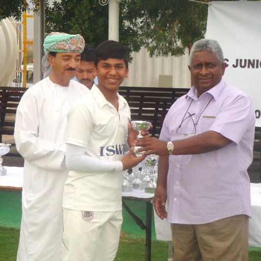 amanbest032's profile picture. 