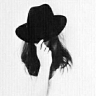 rxui19's profile picture. ‏‏‏‏‏﴿يأتِ بها الله إن الله لطيفٌ خبير﴾..