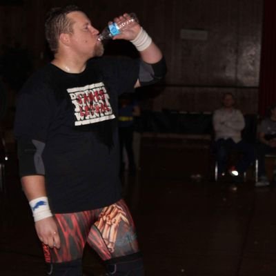 I love my family huge wrestling fan and independent professional wrestler hit me up