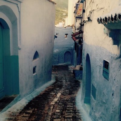 Abdurah06181271's profile picture. العمر رحلة عذاب الأمل فيها سراب// لاسلمت من التعب ولا تحقق لي مناي .....