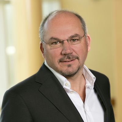 StefanoBarnini's profile picture. Global VP in London.
Leading Teams, Growth & DigitalTransformation at IronMountain OpenText TATA HP EMC IBM.
MBA & Engineer.
Love Family Art Music Sport Travel