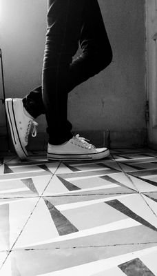 Mi mundo🌍 mis books📚nosiempre todo puede ser falso😏