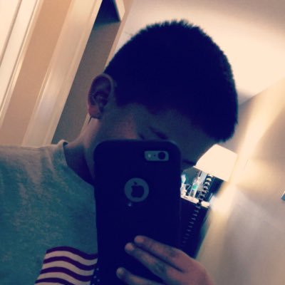 realjr63's profile picture. I really like taking selfies follow me in my instagram JR.PT