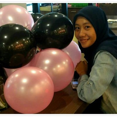 fatimatul_aulia's profile picture. line : @fatimatulauliaa