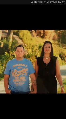 ClaireH26717833's profile picture. UK Top 40 Music Food