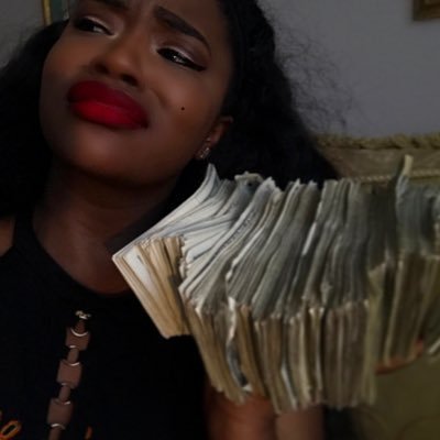 I'm basically a chocolate goddess......................................................................... parody of @_summerella_