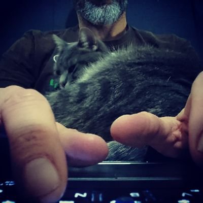 _128ko's profile picture. « Je n’ai envie d’être personne dans ce monde quand je vois la gueule de ceux qui sont quelqu’un »