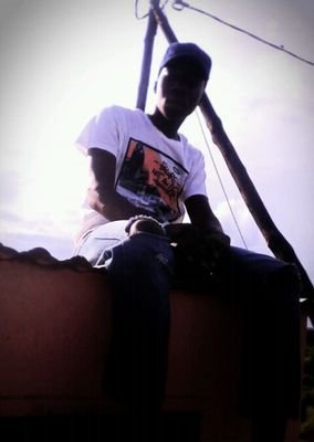 alexmoswela02's profile picture. ✨