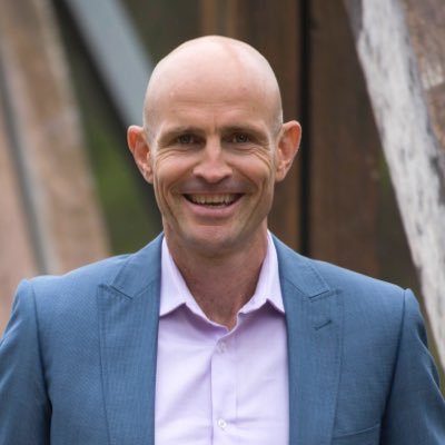 Wellbeing Speaker for Business & School Conferences - High energy, High-fun talks on Health, Mental Health & High Performance. Best-selling Author & Podcaster.