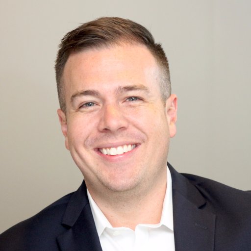 Chicago Real Estate Broker, Tech Guru, Opera Singer, and Card Magician. Imagine what buying, selling, and renting through me would be like! #chicagorealestate