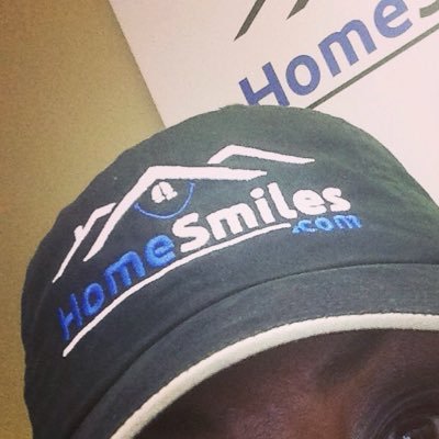 You'll never know where you'll find me next! A curious hat looking for adventure in the Bay Area and beyond! Follow Me! @Home_Smiles is my BFF. 400x40/2020