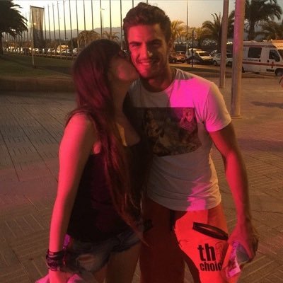 CecyGarCam94's profile picture. Canaria 29 Años, @Desibarna10 ❤️ Un 18/06/15 Mi Sueño se hizo Realidad @Maxi_Iglesias GRACIAS PERFECTO ❤️ Gruñis Gracias por aparecer en mi vida❤
