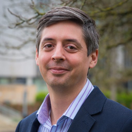 Knowledge Engineer at IT Innovation, Web Science and Education PhD in Personal Learning Networks and MOOC Educator @ University of Southampton