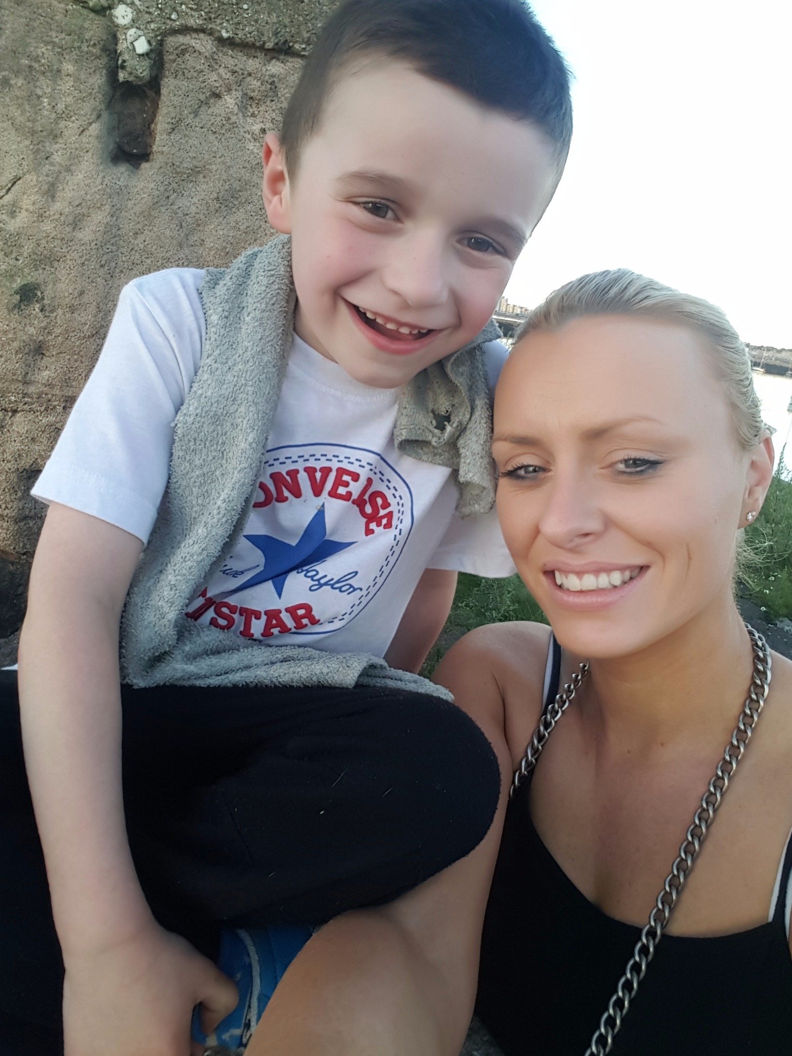 Jayde89Jay's profile picture. Friends close but enemies closer 
Josh watts
Jamie watts
Nalah watts